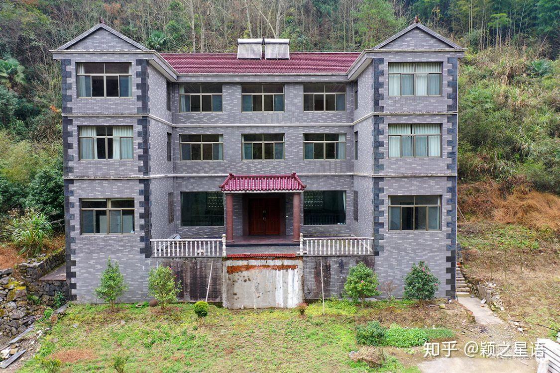 山穷水尽有人家,山庄别墅已荒废,野果酿美酒