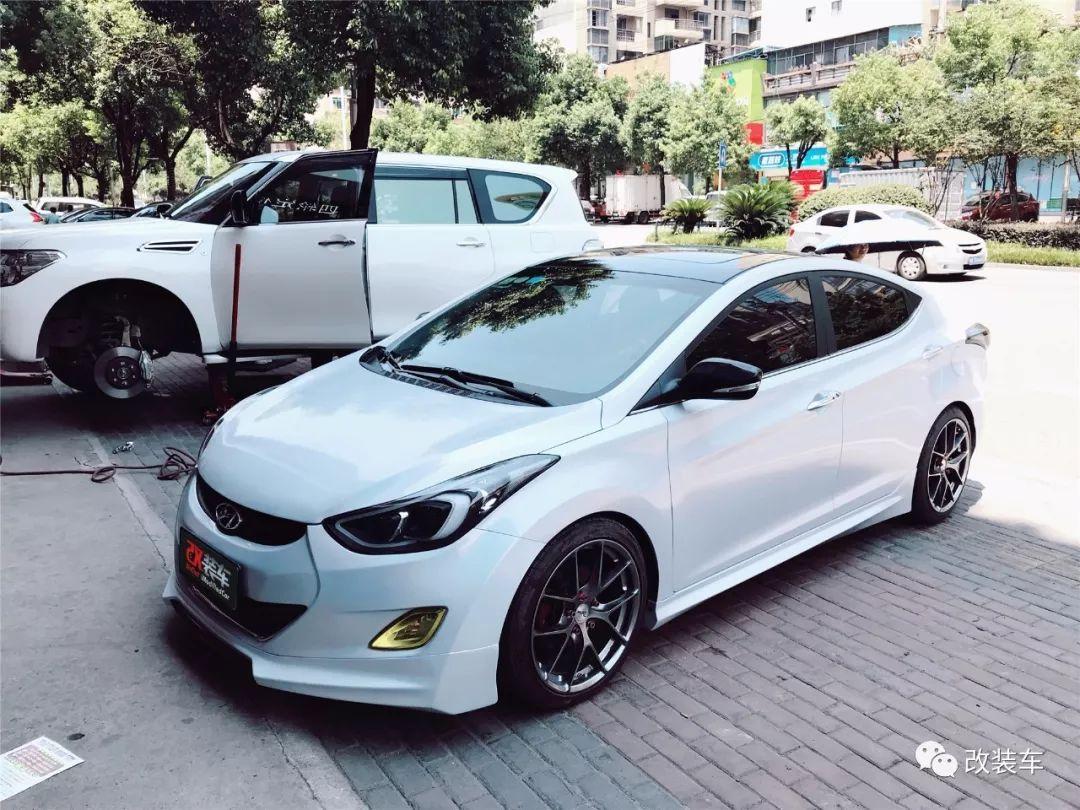 如何装饰车好看 v2-d7b3c074a27e9f5ddead9457a9a5e18c_r.jpg