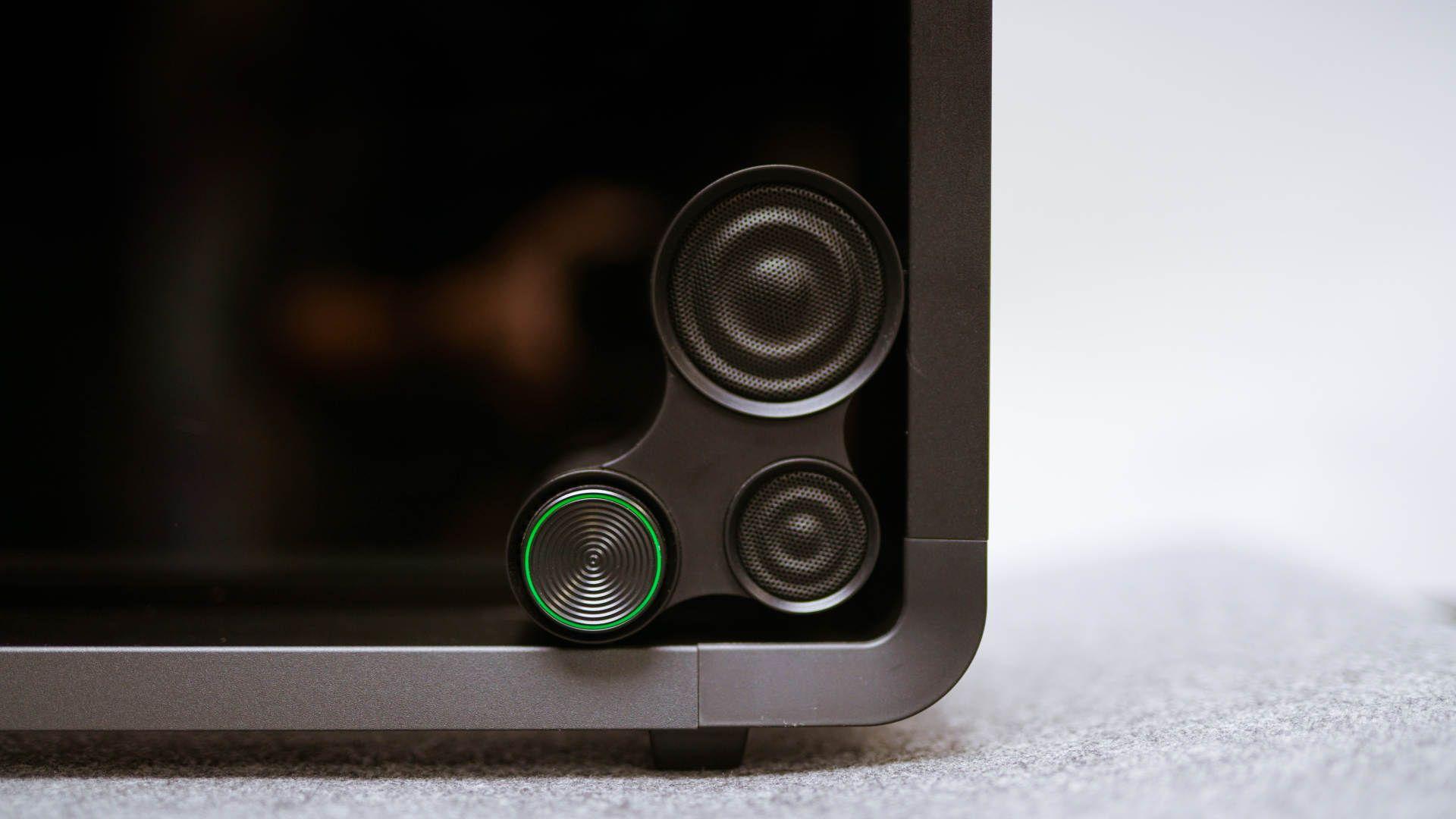 lyiew 悬浮歌词蓝牙音箱评测:沉浸式体验,享受声入人