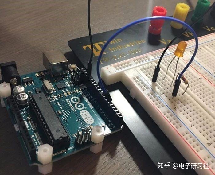 第一个Arduino项目的分步指南 - 知乎