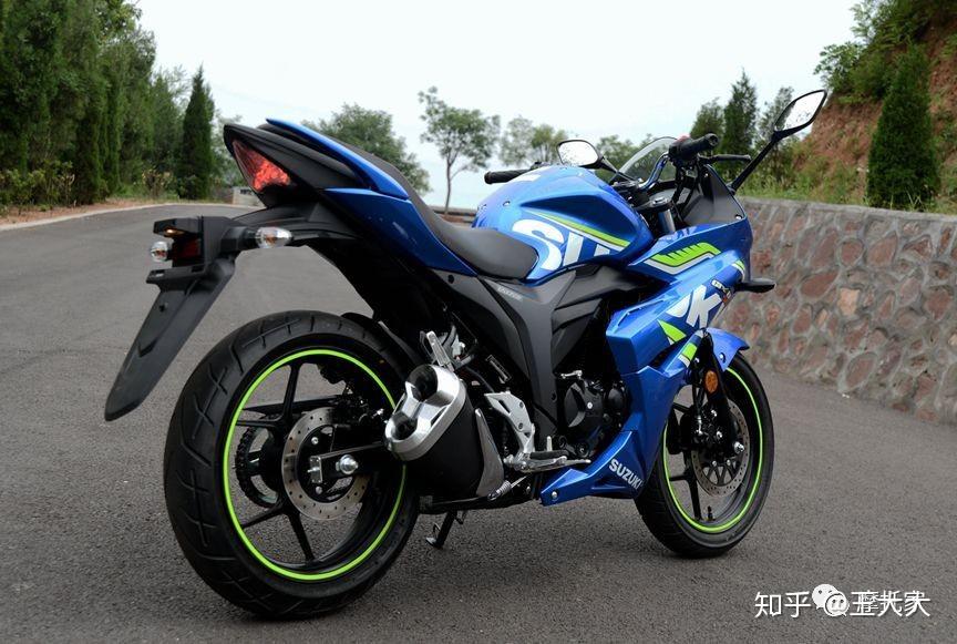 新车/轻骑铃木gixxer国内发布,团购价12980元!