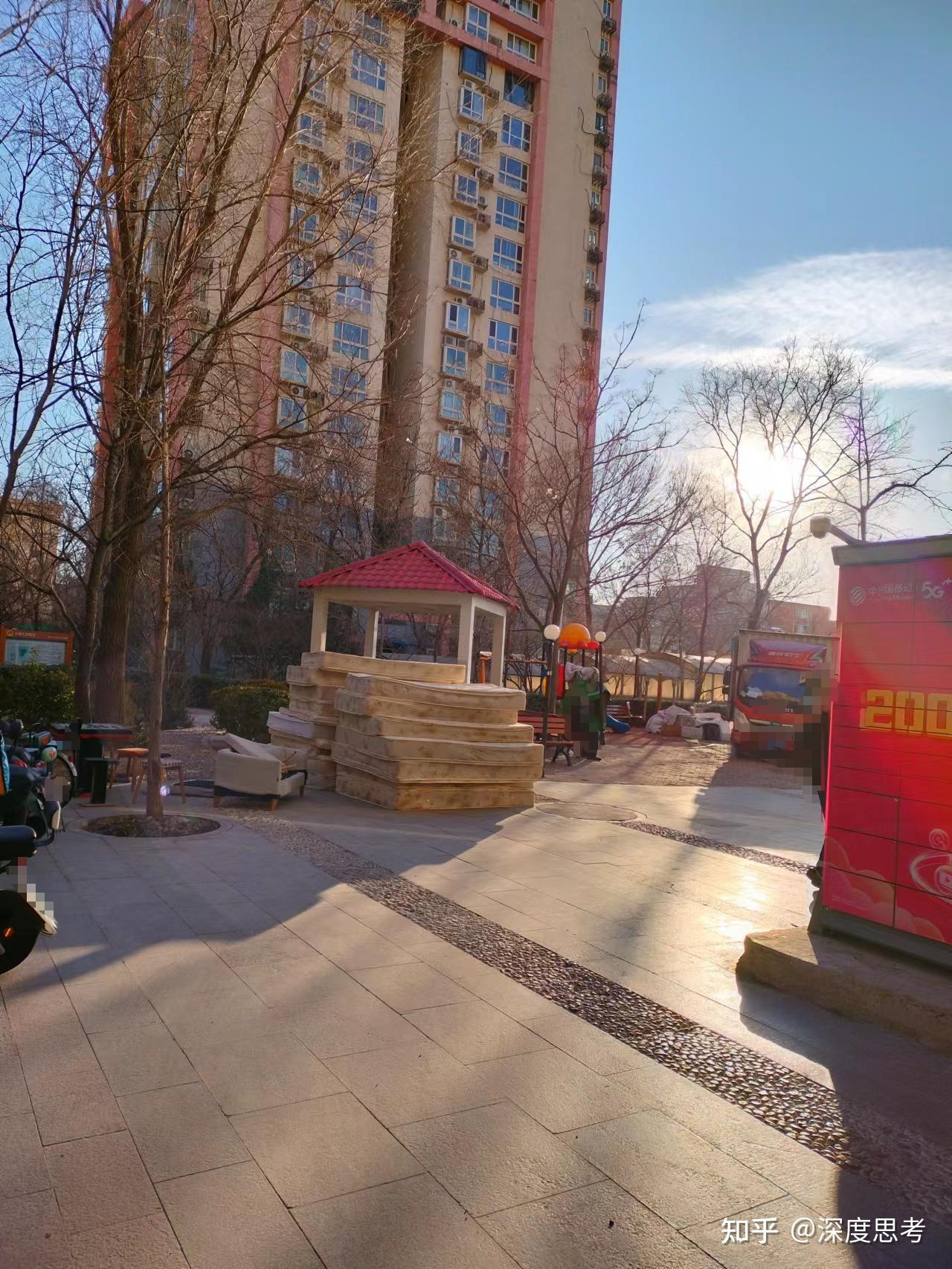 这个板块的小区比较热门有:逸城东苑,八家嘉园,清风华景园,中铁置业翰