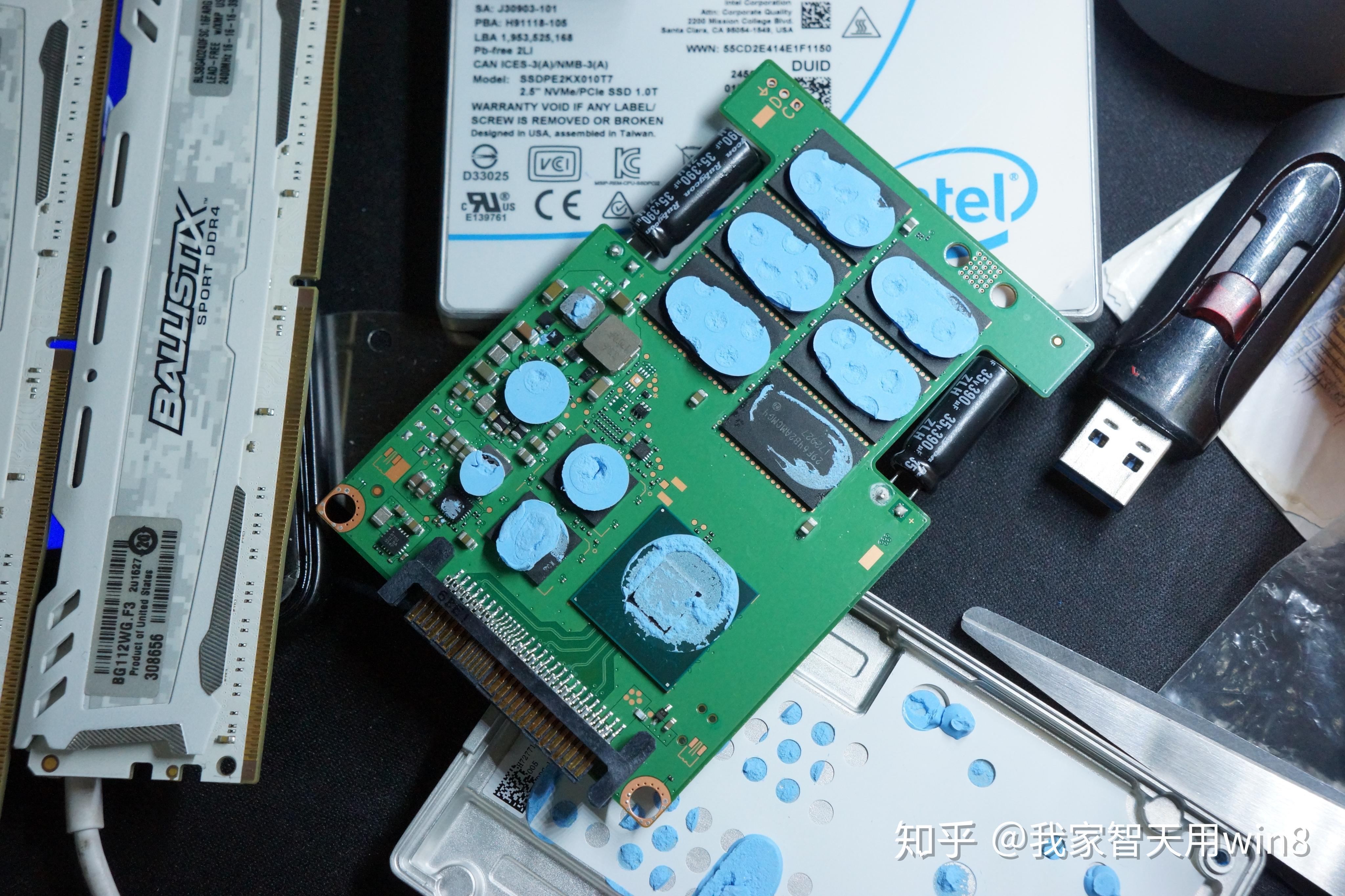 INTEL SSD DC P4500 1T U.2版拆解 - 知乎