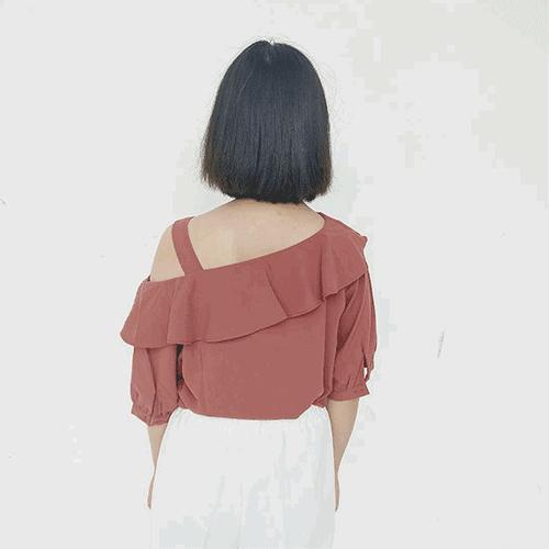 怎么测肩多宽 v2-d81561a8e0510cf5f5bcf777ffee63e4_r.jpg