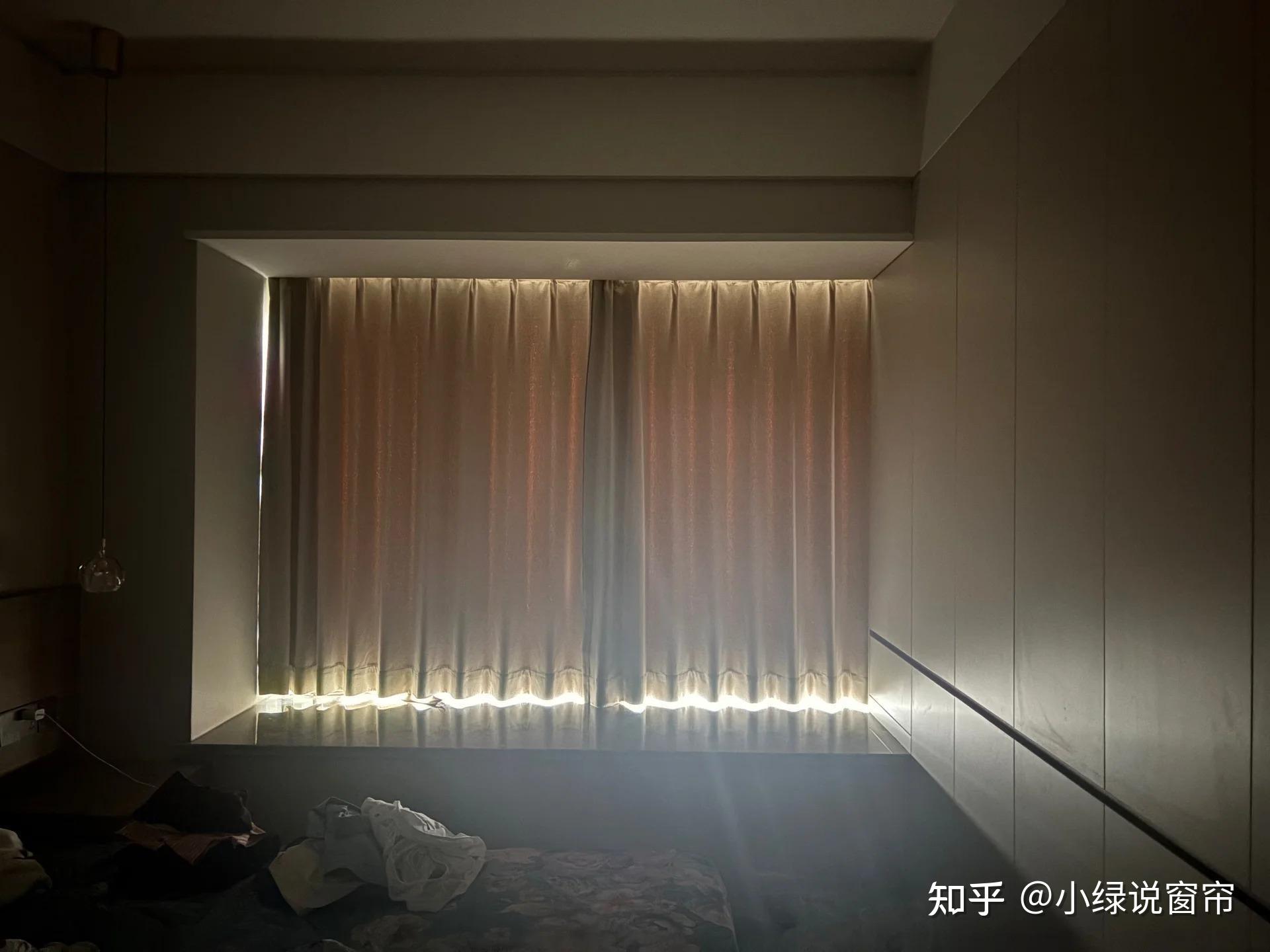 韩折、蛇形帘遮光都有缝?那是你没见过“中波帘不漏光”的效果! - 知乎