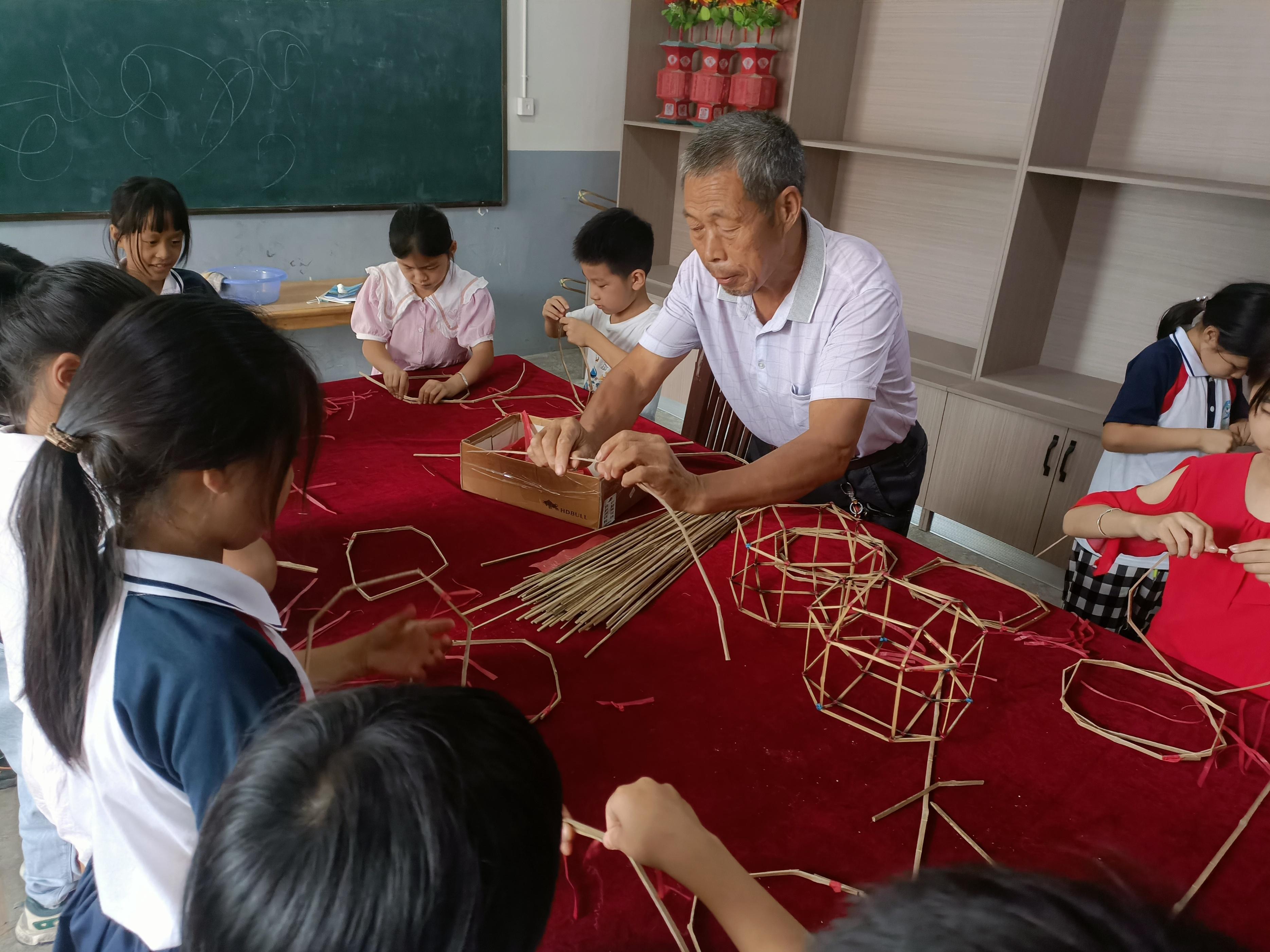 部编小语五下格式教案_苏教版五年级下册语文表格式教案_苏教版五年级语文下册教学计划