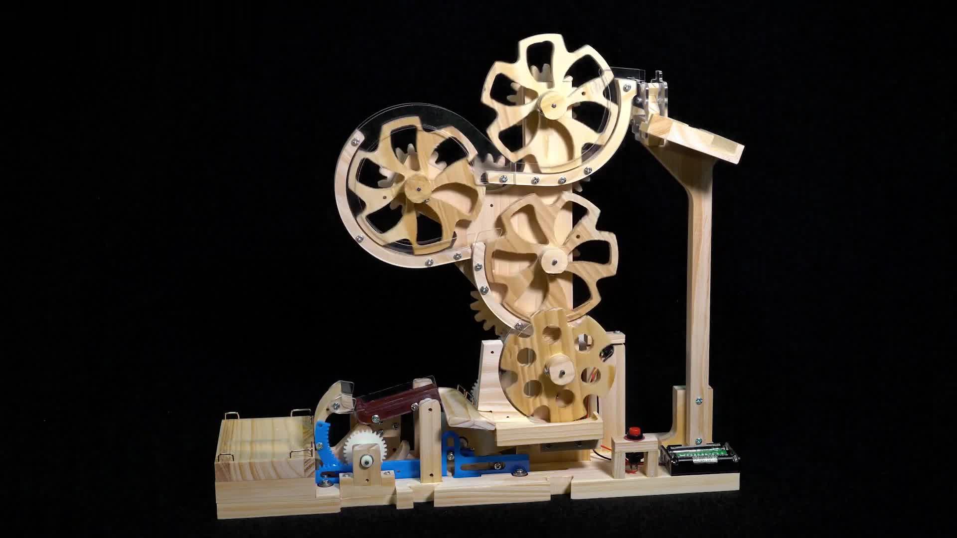 机械迷在瑞士打造复古的自动机械装置将雕塑和机械结合的魔性作品