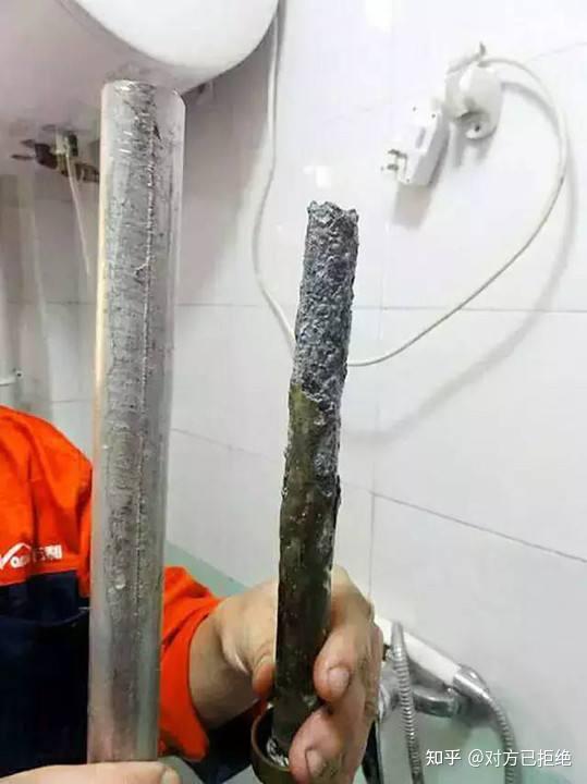 洗澡时热水器需要拔掉插头吗 热水器的正确用法详细介绍