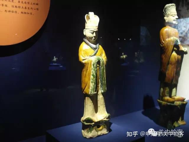 泥火幻彩：唐两京三彩精华展- 知乎