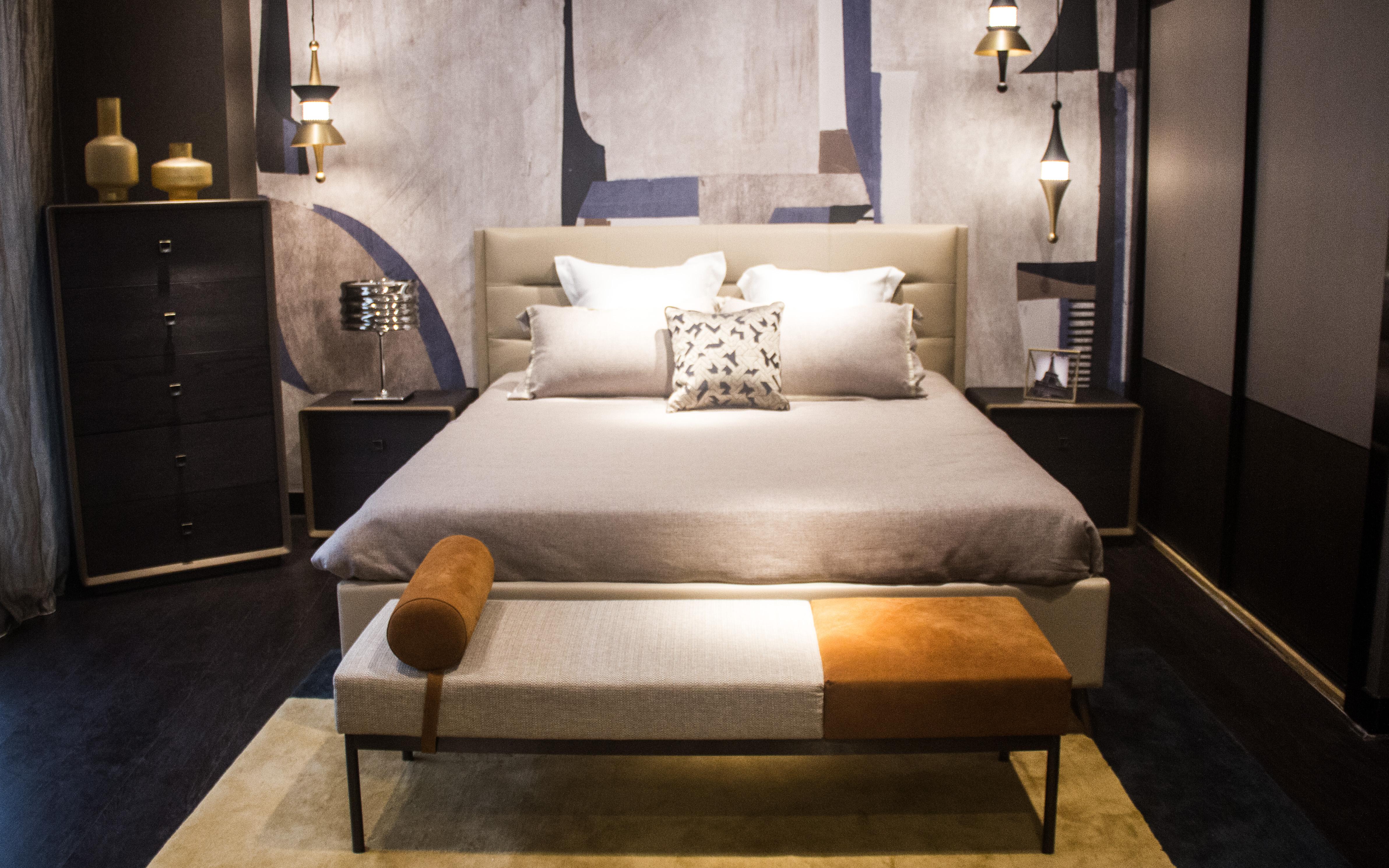 百搭也极其有风度的一件家具,甚至可以说它是设计艺术品.