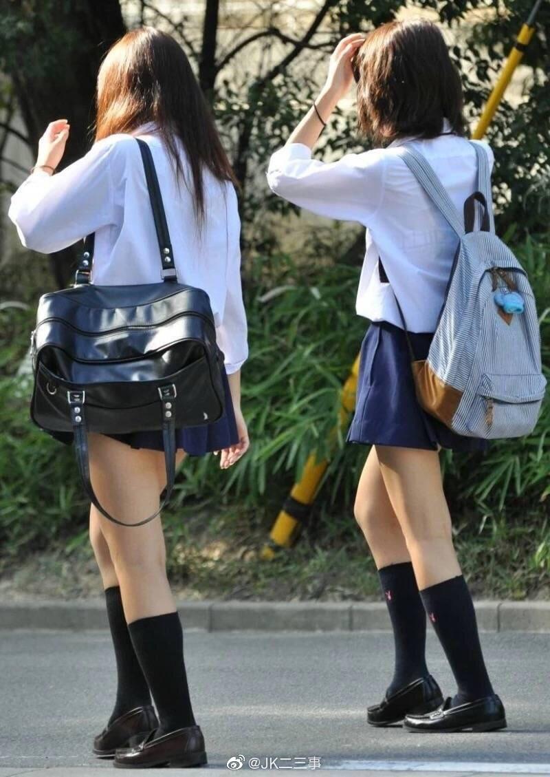 日本学生上学背的制服包有什么颜色? - 知乎