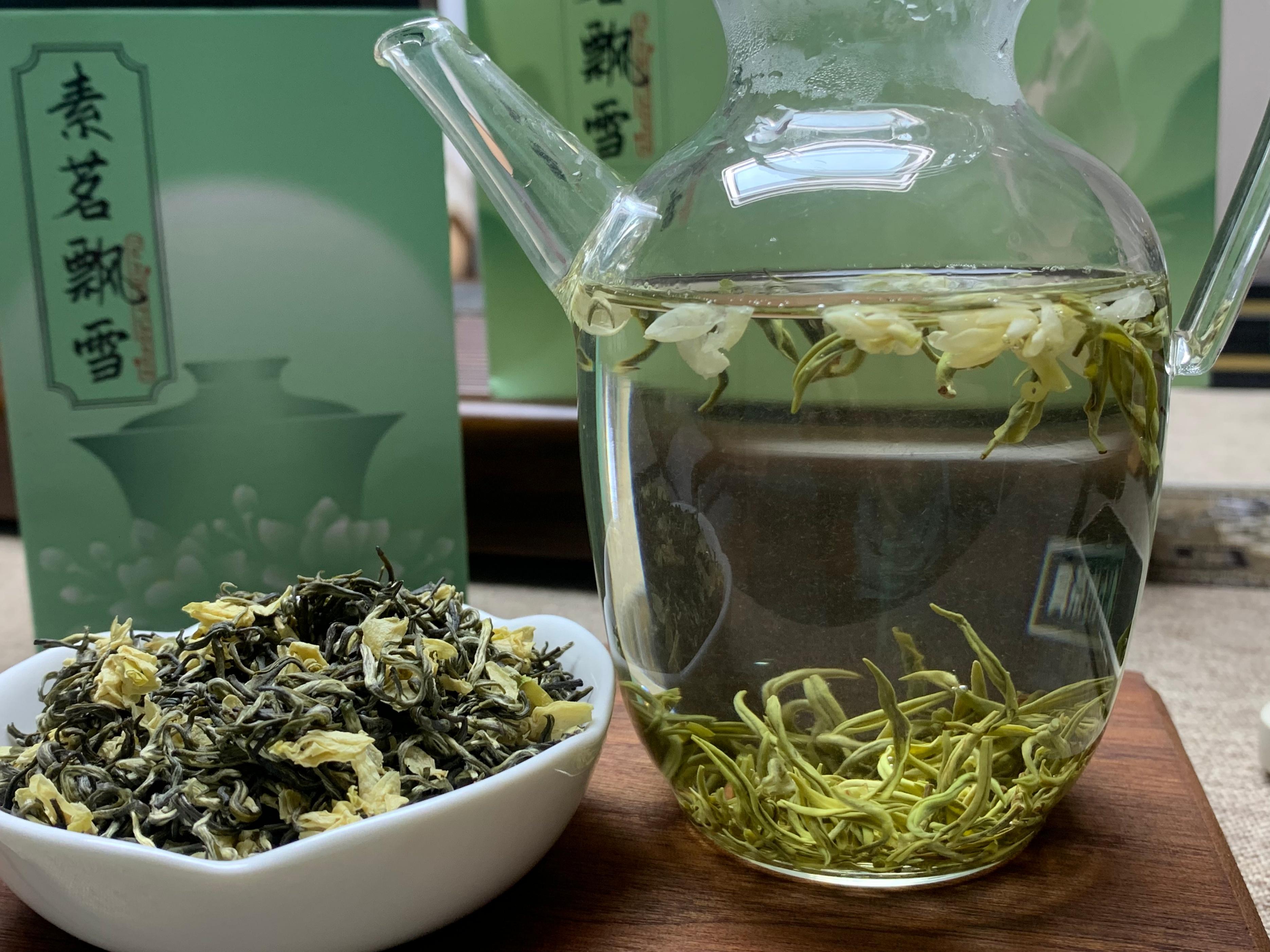 想知道本地三花茶哪里更具备老成都特色?