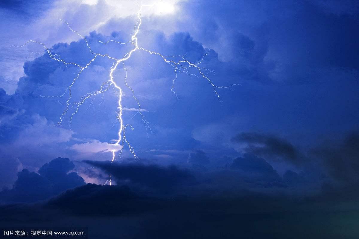 打雷閃電下雨的關係是什麼