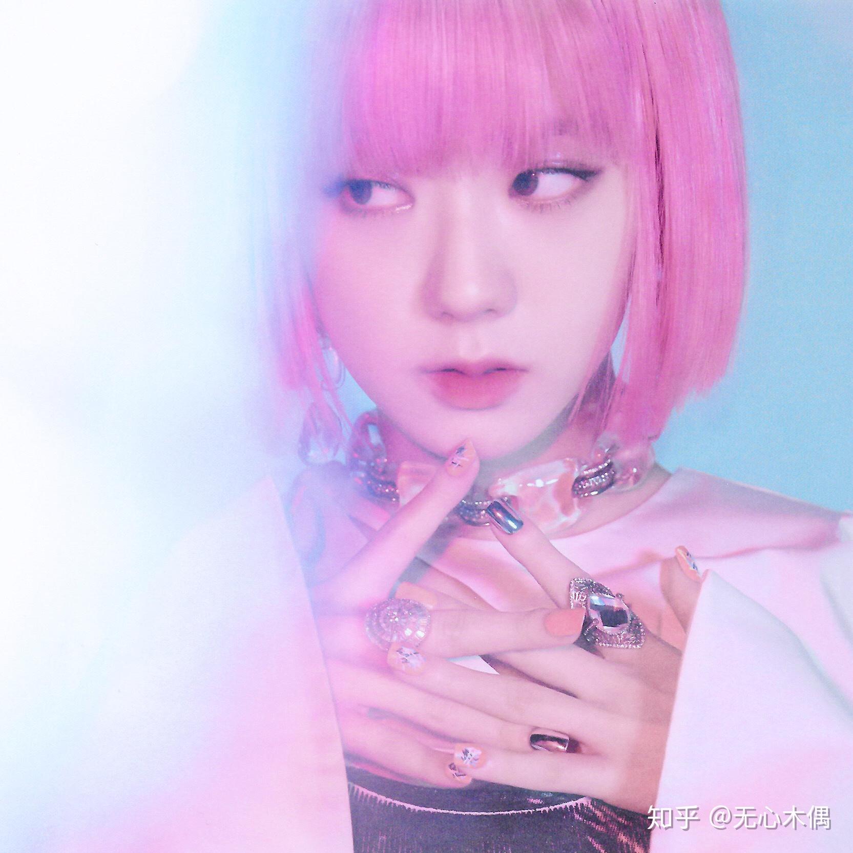 有没有bp成员jisoo金智秀的短发图片