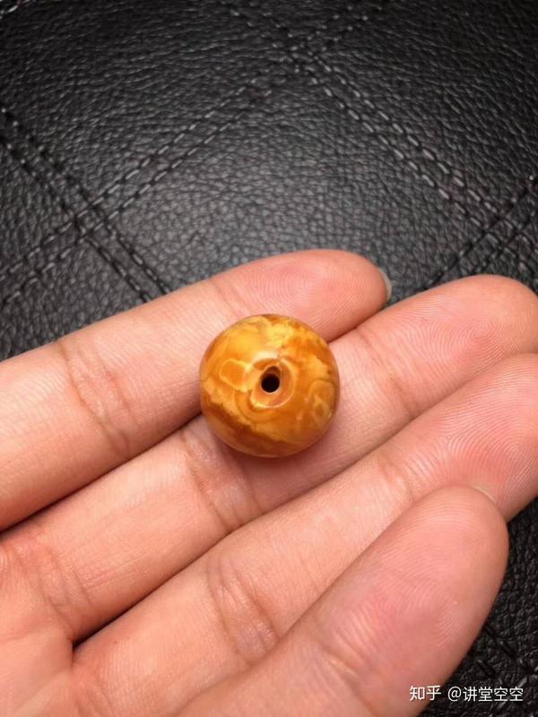蜜蜡包浆后的效果欣赏