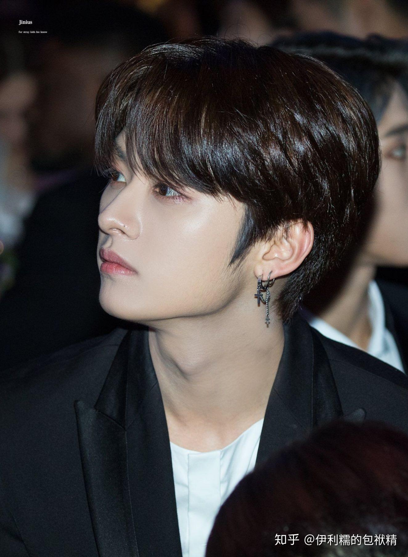 有哪些神颜的韩国男爱豆? - 知乎