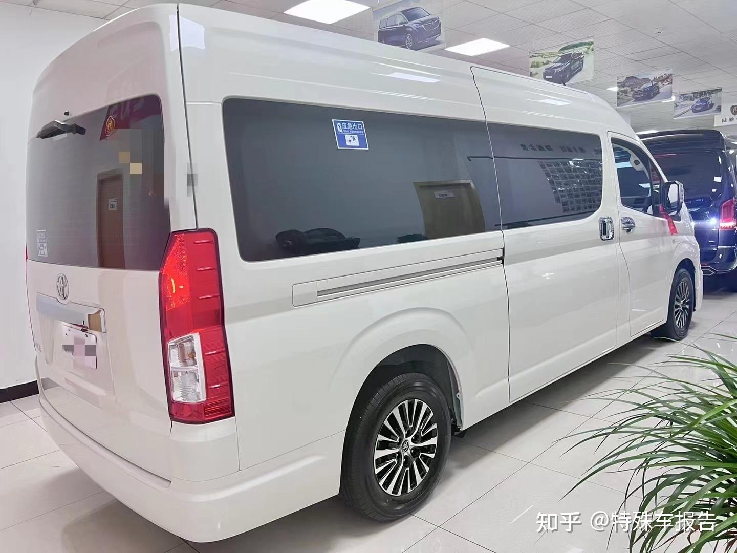 进口丰田海狮HIACE3.5排量V6，这一点90％的商务车都败下阵来 - 知乎