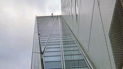 功夫明星成龙在鹿特丹大厦的这一跳其实是这样拍摄的影视