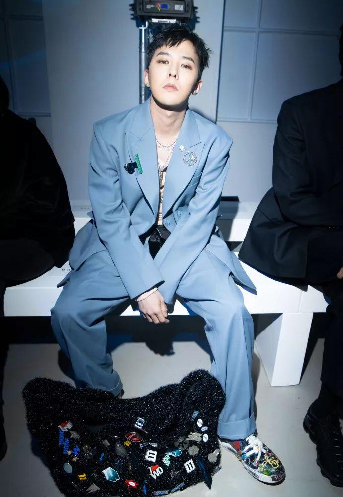 权志龙,吴亦凡时装周"撞衫",谁丑谁尴尬?不存在的.