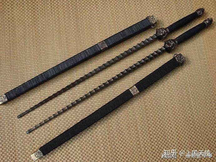 锏鞭和铁棒有什么区别