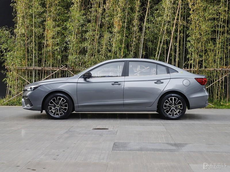 新款荣威i5有望于4月内上市 全新前脸设计