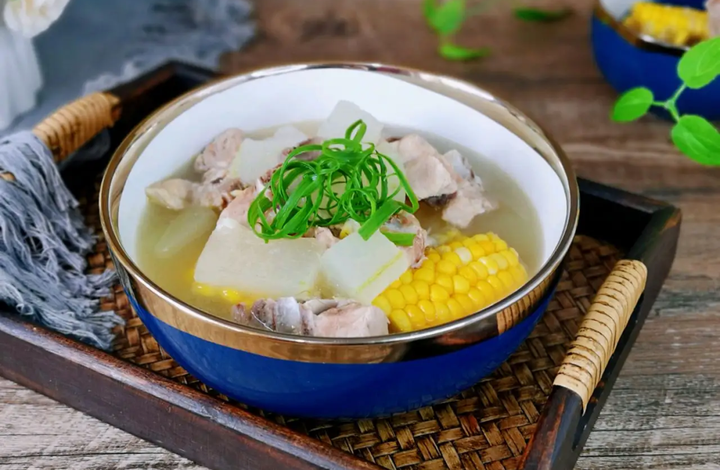 喝汤的时候，营养在汤里还是在肉里？ - 知乎