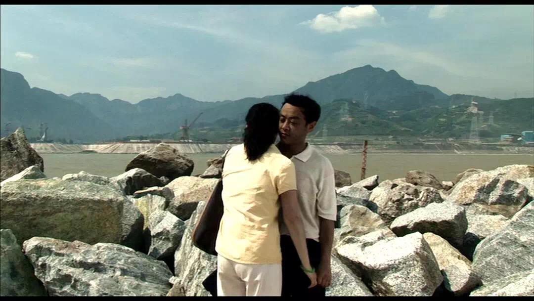 如何解读贾樟柯导演的电影《三峡好人》? - 知乎