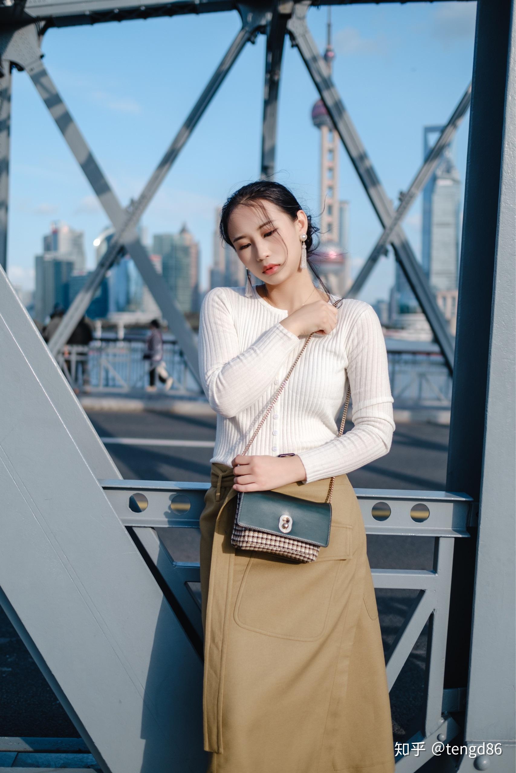 上海约拍写真外滩外白渡桥北京东路