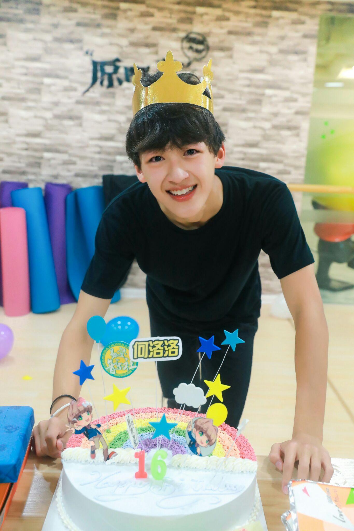 如何评价屠夫二代和易安音乐社成员长相以及以