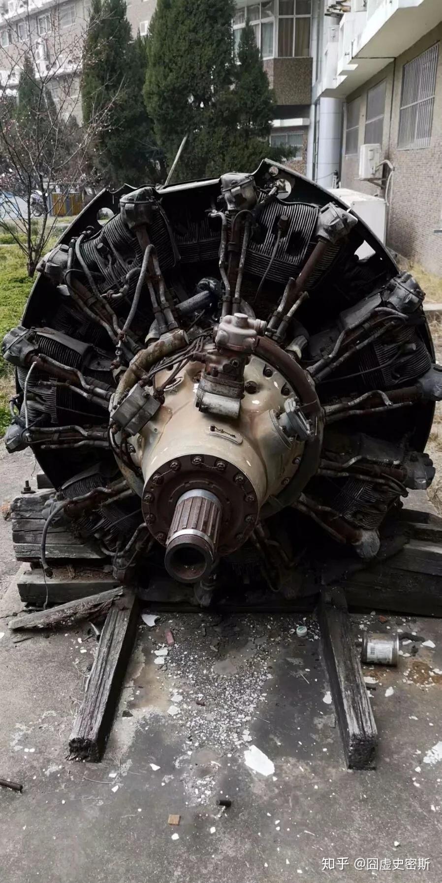 科大力学楼前的活塞发动机考 - 知乎