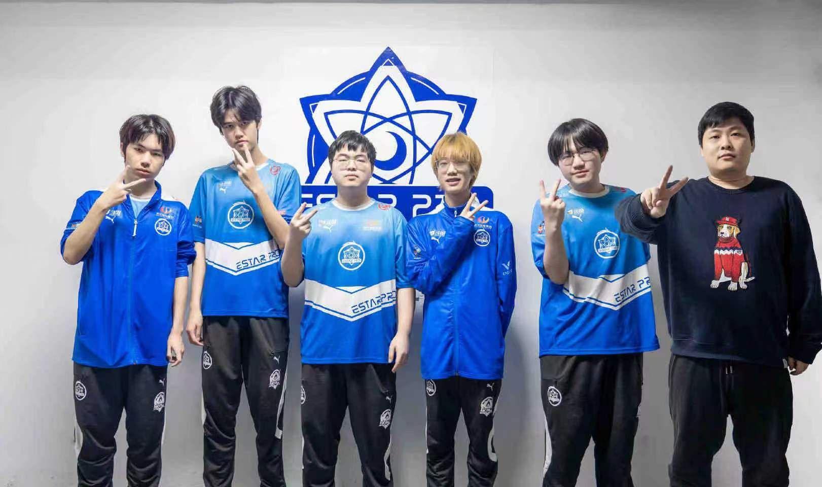 重庆狼队不敌武汉estarpro不行落败