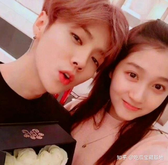 关晓彤和鹿晗的新瓜,震惊了娱乐圈,网友:很难结婚了吧 - 知乎