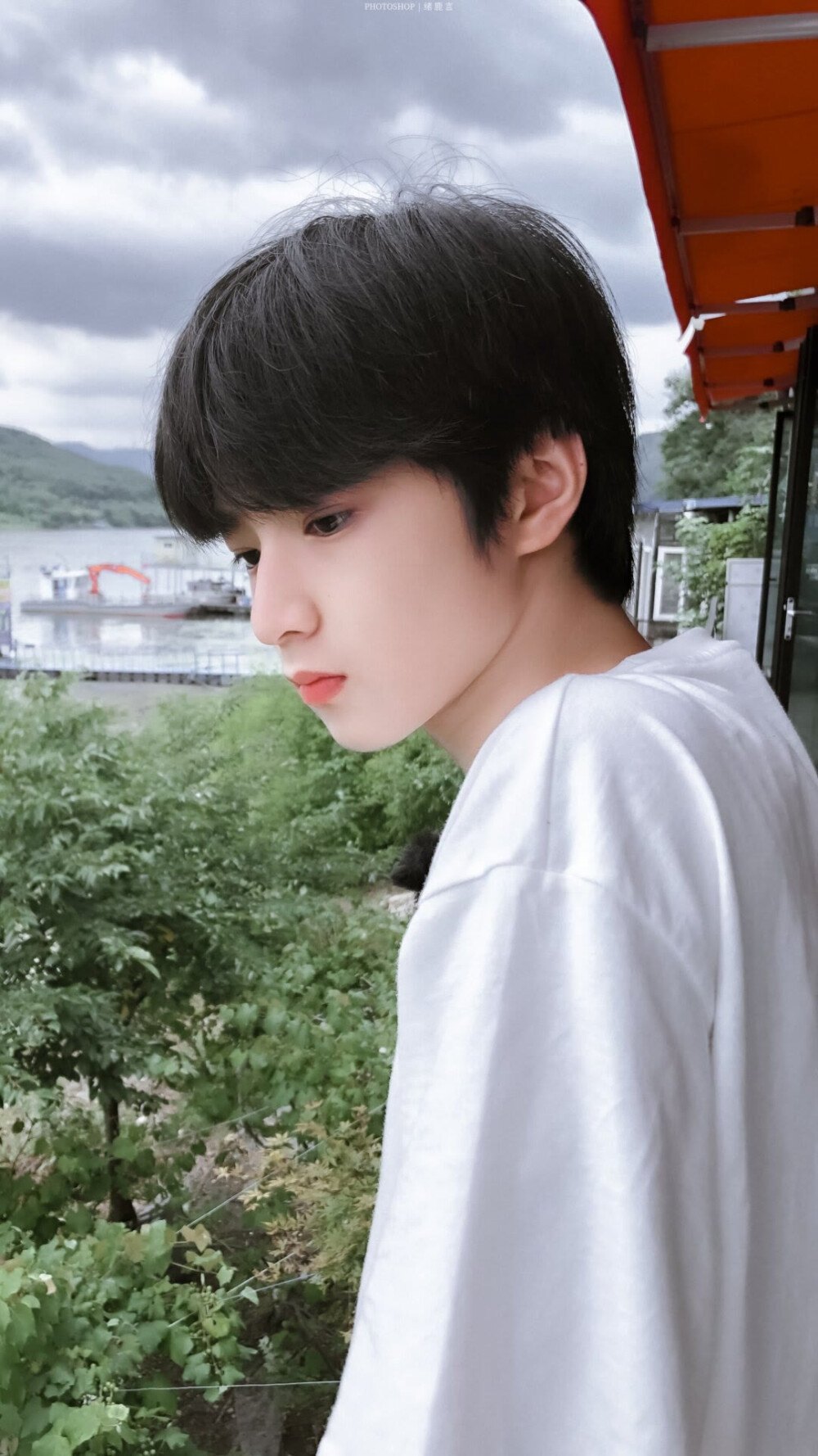 有没有刘耀文帅照,适合当壁纸的? - 知乎