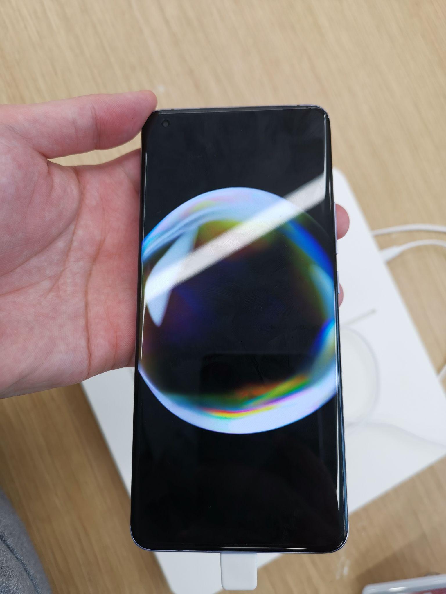 小米11是否存在发热严重的问题