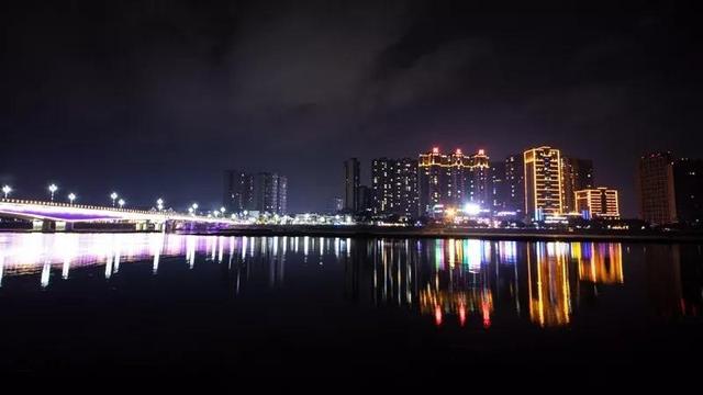崇仁县夜景图片