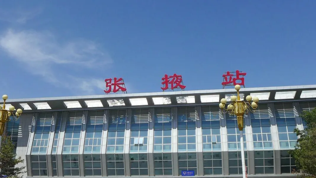 梦幻额济纳邂逅醉美21天的大漠金秋胡杨林