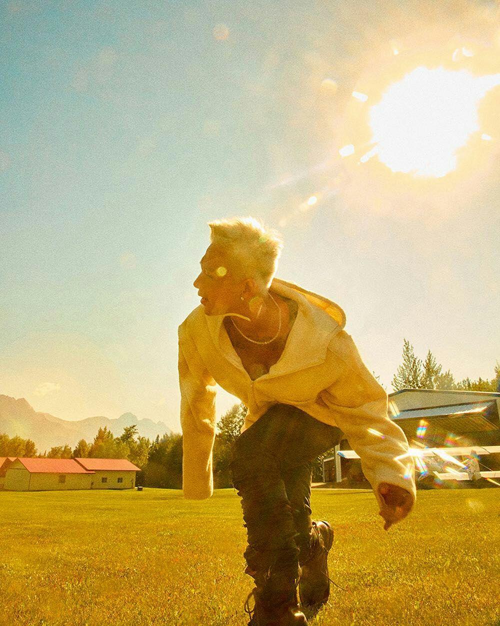 如何评价bigbang太阳816回归正规三专whitenight