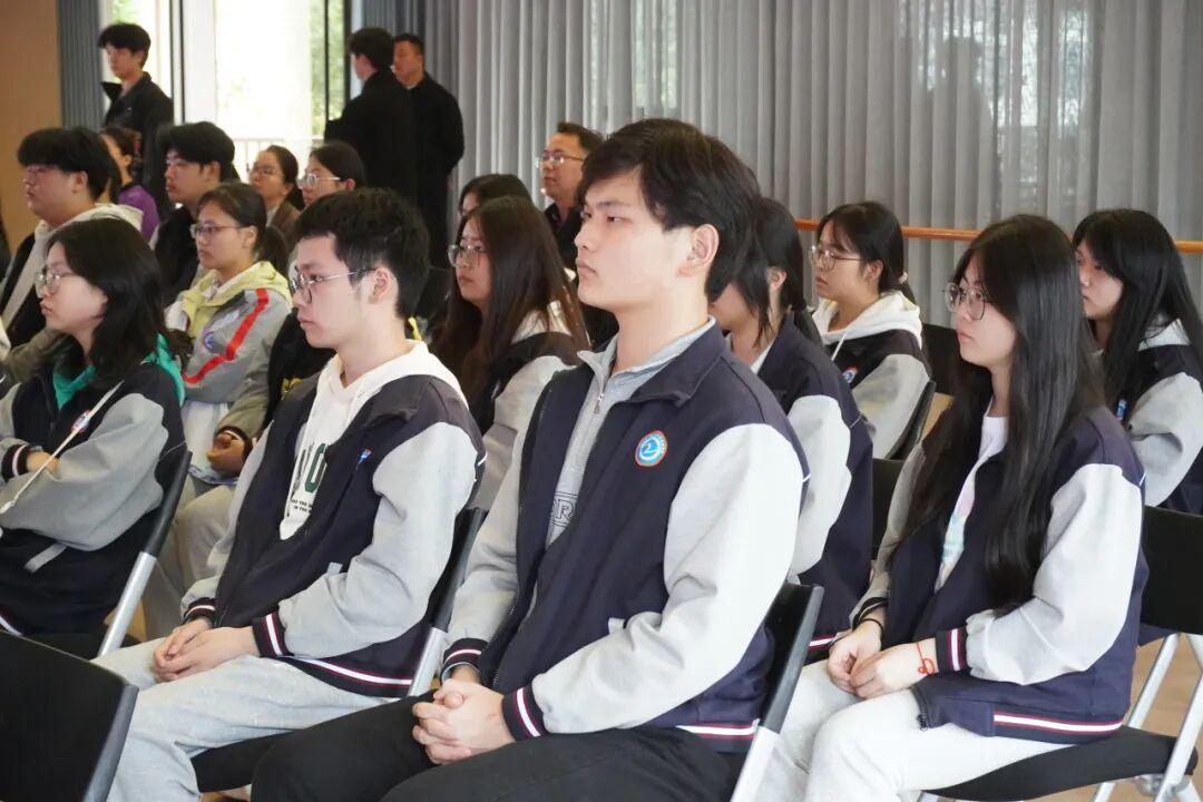 浙江省广播电视中等专业学校学子走进临平区“古今运河”市民大讲堂(图6)