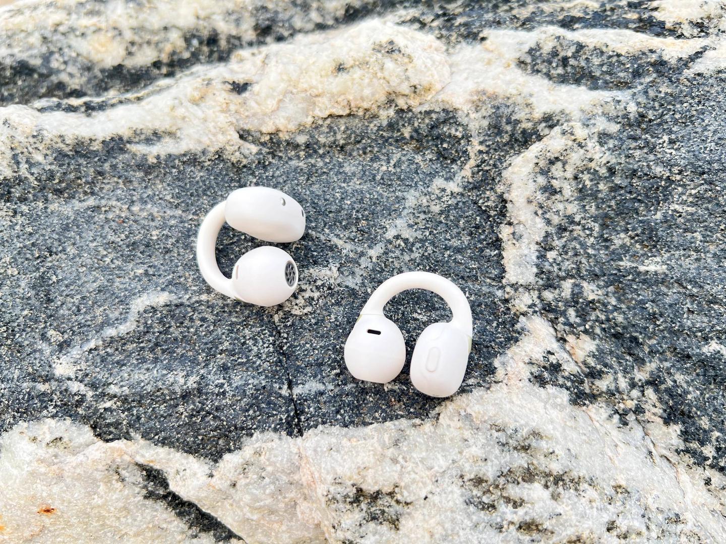 音质震撼+佩戴舒适+AI加持!实测开放式耳机OHAYO雷登AiryClamp A7