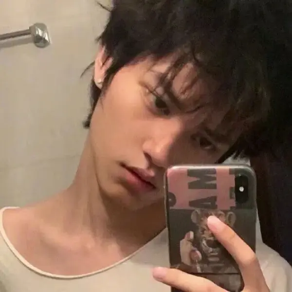 比较有意境的男生头像(共16张)