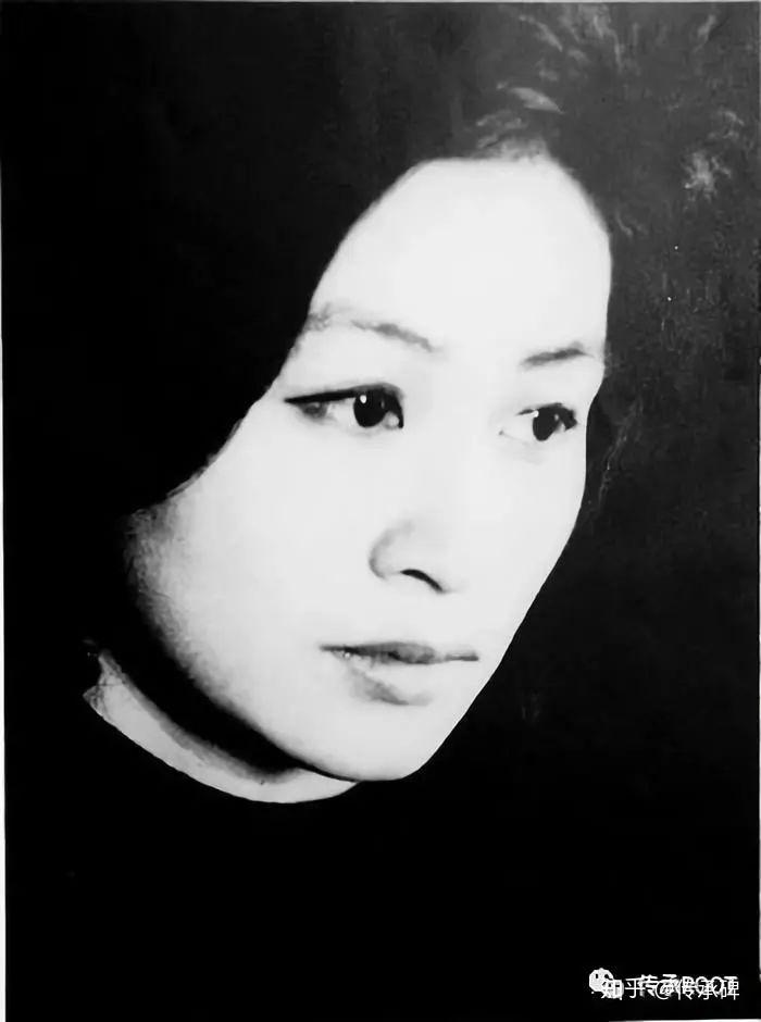 第三任妻子卓一龙1979年,文革结束之后,傅聪回到了上海,出席了上海