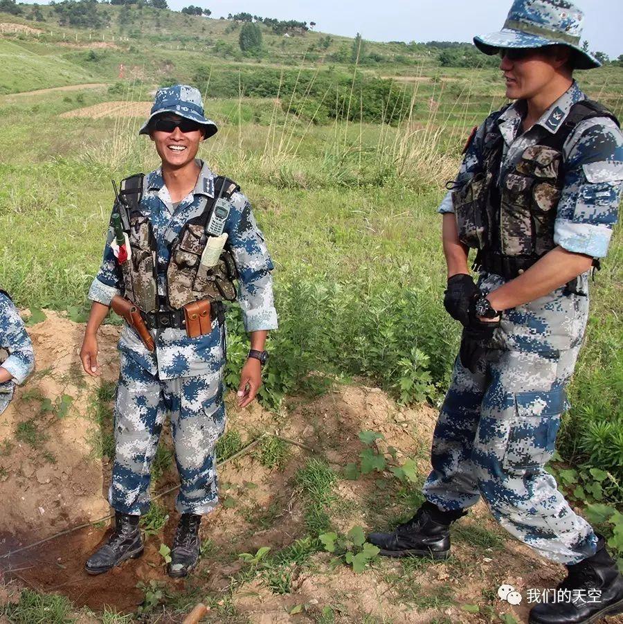 青春有梦一起追带你感受雷神突击队10名官兵的军旅青春