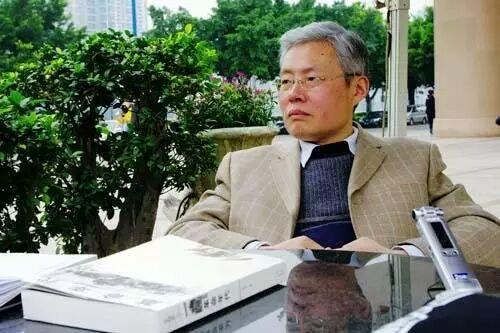 《红太阳是怎样升起的》中有哪些错误? - 速朽