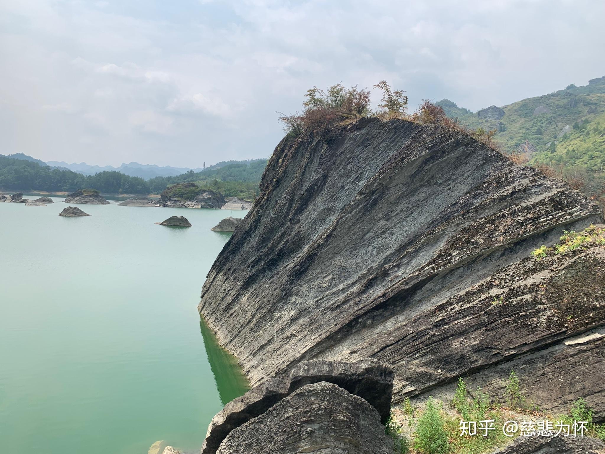 黔江小南海土家十三寨