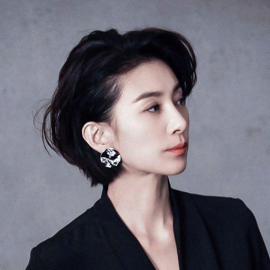 有哪些侧脸惊艳的女明星