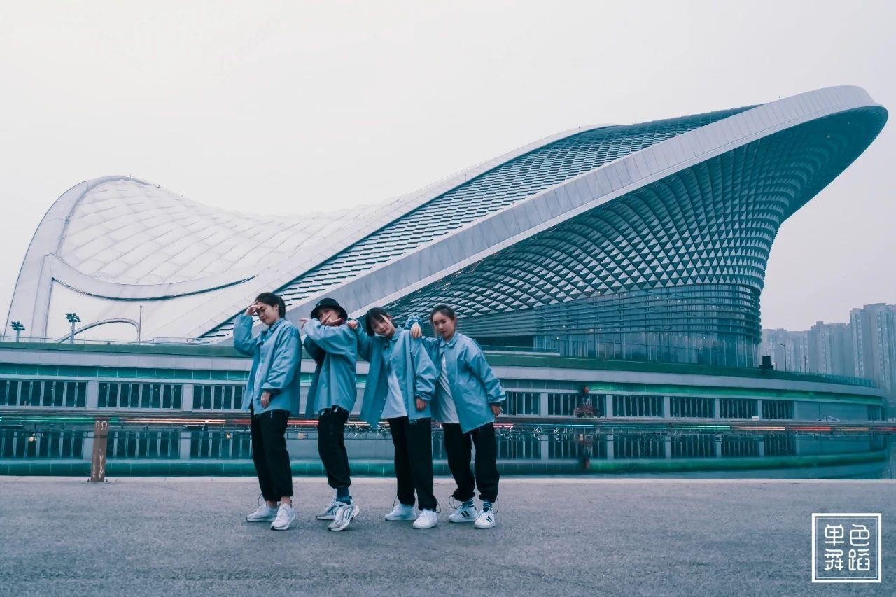 如果你不知道urbandance那你就out了