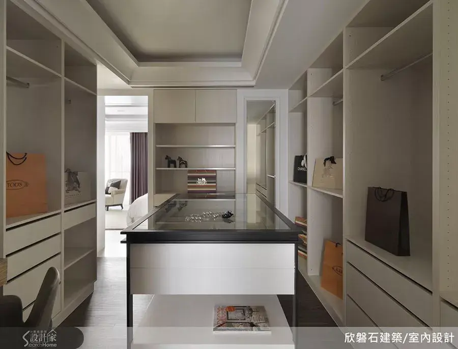女神都有的卧室衣帽间，3㎡就能拥有它；精选50张装修效果图，你要的设计款都在这！ - 知乎