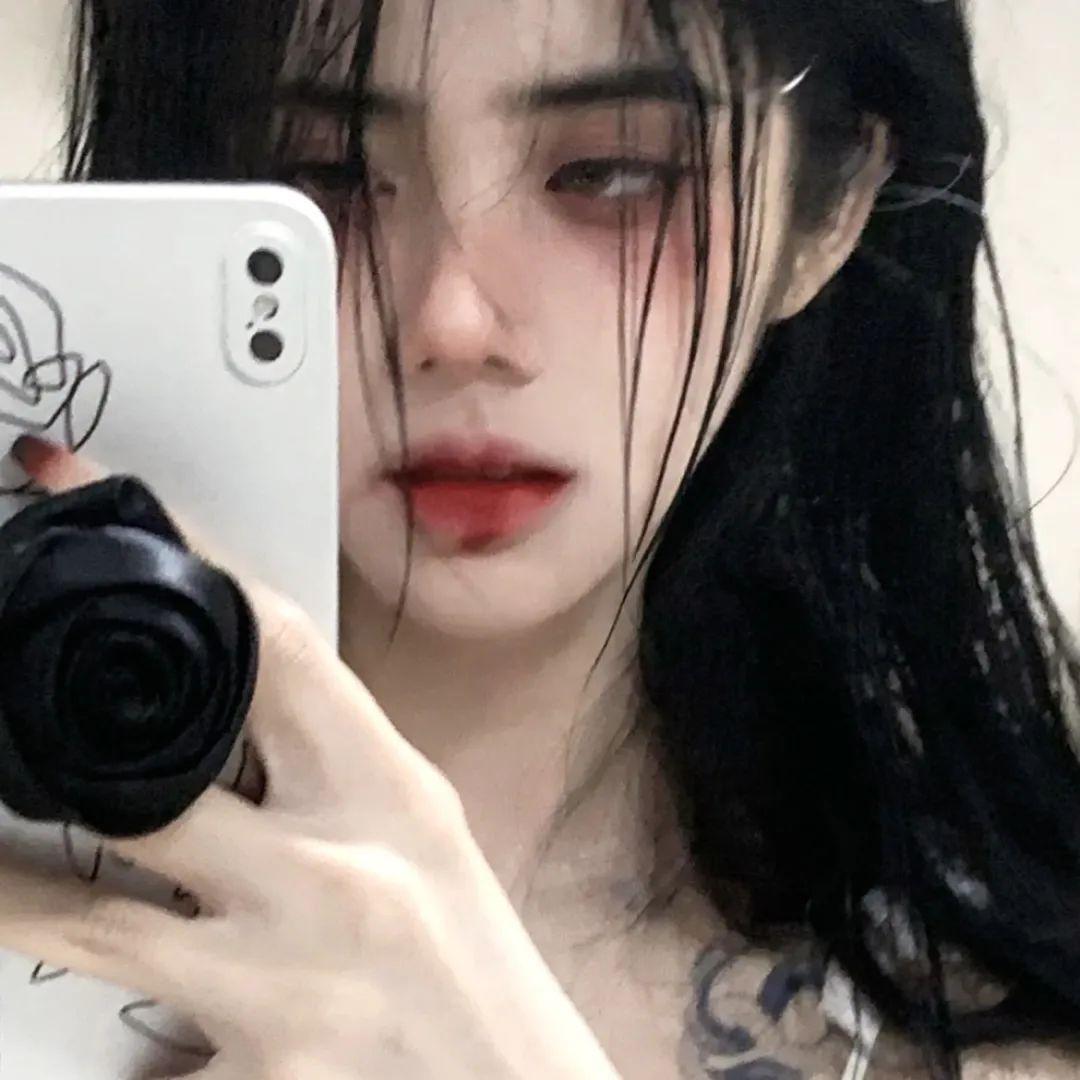 一眼就会心动的高质量气质女生头像