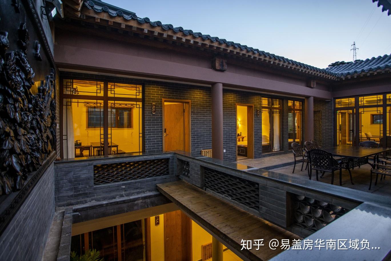 下面是实景图建筑功能:民宿建筑风格:新中式建筑层高:地下室(3m) 一层