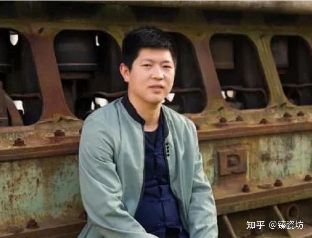 何耀忠于陶瓷文化用艺术创作出一段美妙人生